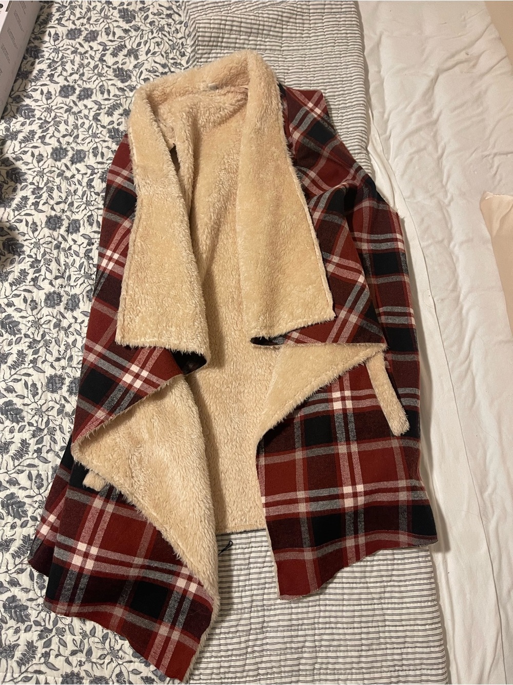 Vests bundle - Picture 4 of 7